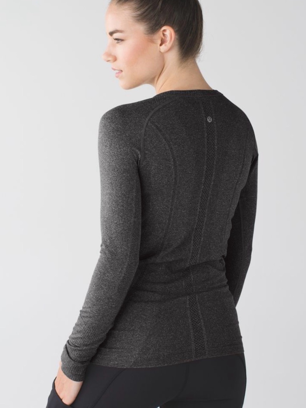 Lululemon Swiftly Tech Long Sleeve Crewneck size 8